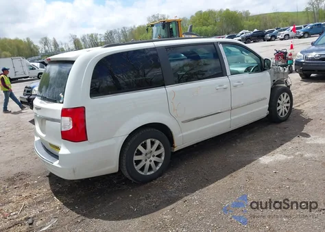 2014 Chrysler Town & Country Touring from USA, damaged, VIN 2C4RC1BGXER207409